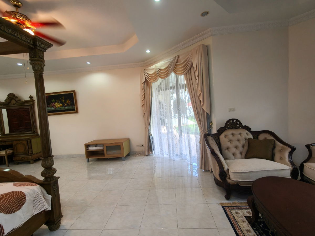 picture House for rent Convinant to international Regent school  - 13/49