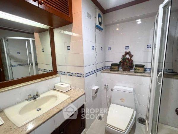 picture 1-BR Condo at Metro Jomtien Condotel close to Jomtien Beach (ID 2311812) - 10/10