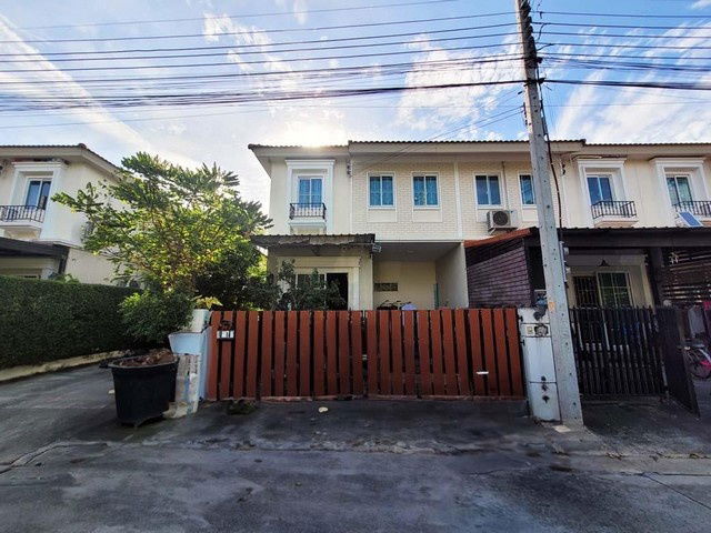 picture FOR SALE  TOWNHOUSE PROPERTY  3058000 BAHT. - 4/8