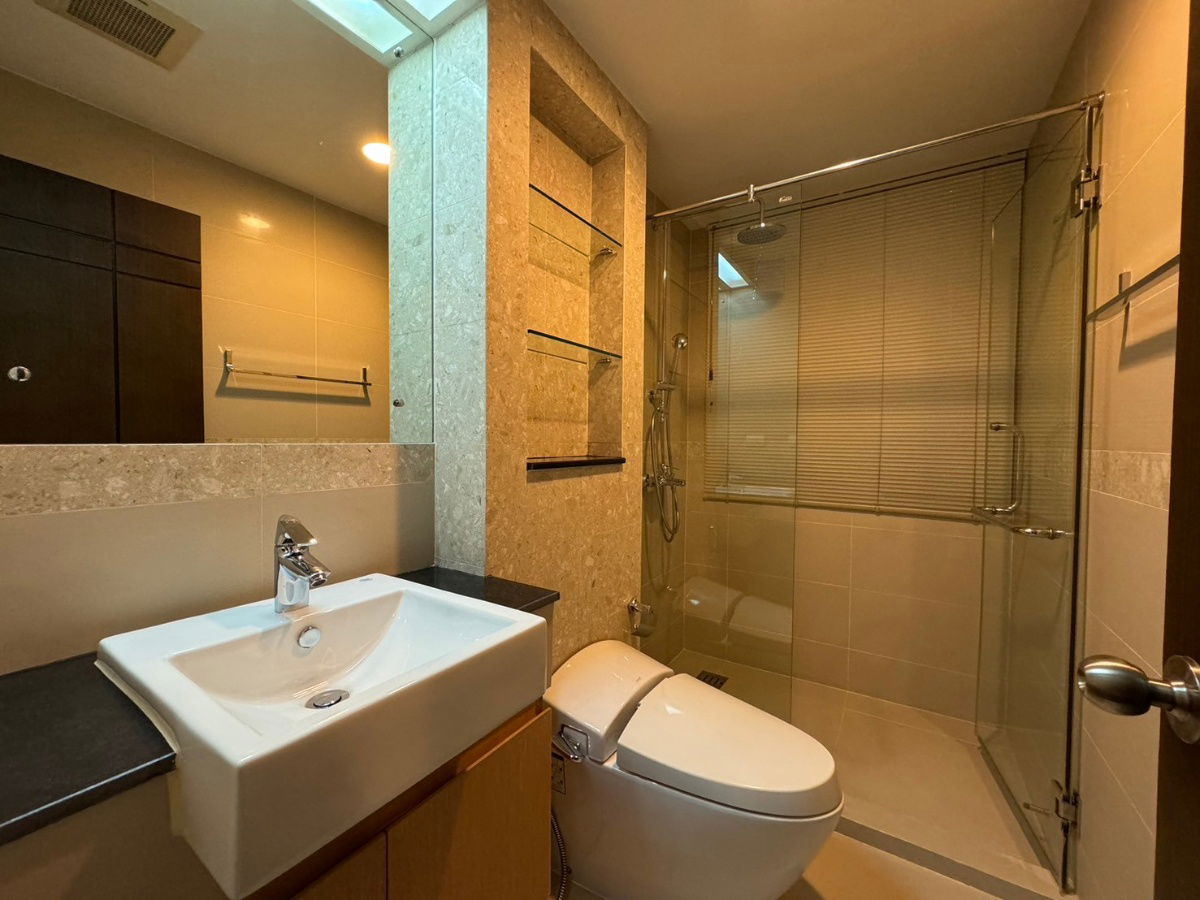 รูป The Crest Ruamrudee 3 Bedrooms 3 Bathrooms - รูปที่ 9/12