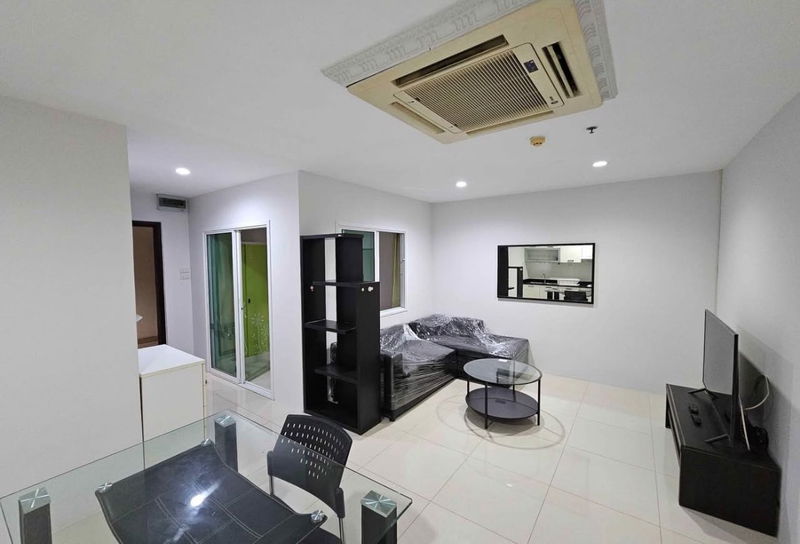 คอนโดให้เช่า : Sukhumvit Living Town 22,000บาท 2นอน มศว ชั้น 7 ขนาด 60 ตรม. เฟอร์ครบ แยกอโศก-เพชรบุรี 