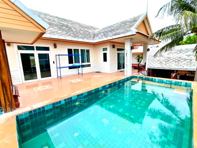 บ้านเดี่ยวให้เช่า : ให้เช่าวิลล่า โครงการ อมร วิลเลจ 67,000  บาท/เดือน ใกล้ทะเลจอมเทียน 