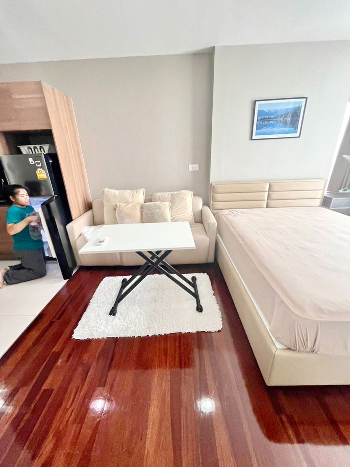picture For rent Studio, 38th Fl, The Metropolis Samrong, close to BTS & MRT Samrong  - 9/22