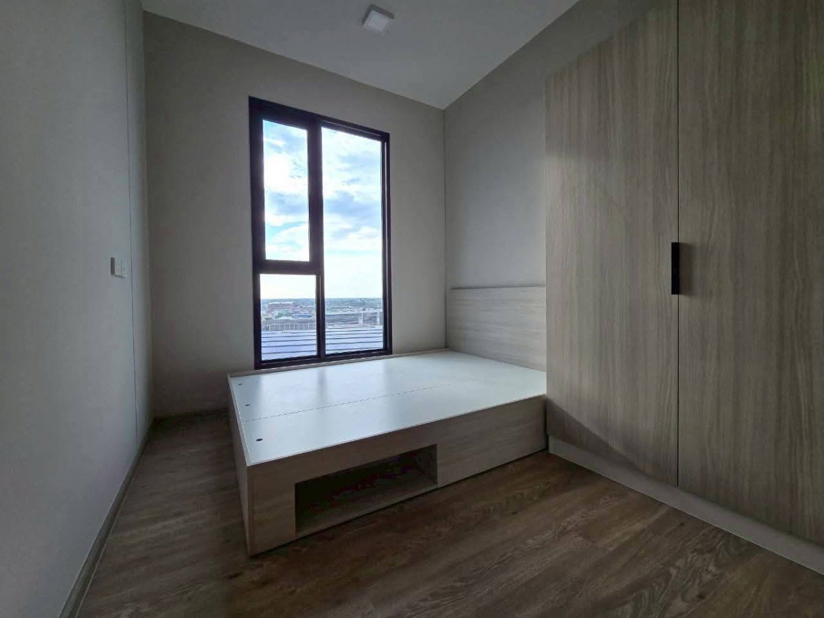 picture PLUM CONDO NEW WEST for rent ✨ Fully furnished - 1/10