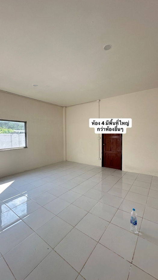 รูป 6 ห้องนอนส่วนตัวมีห้องน้ำในตัว ที่จอดรถ 10 คัน บ้าน บางนา-ตราด - รูปที่ 20/24