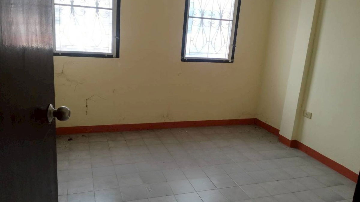 รูป JK2 6410851 : หมู่บ้านแพรมาพร คลอง 11 - รูปที่ 8/9