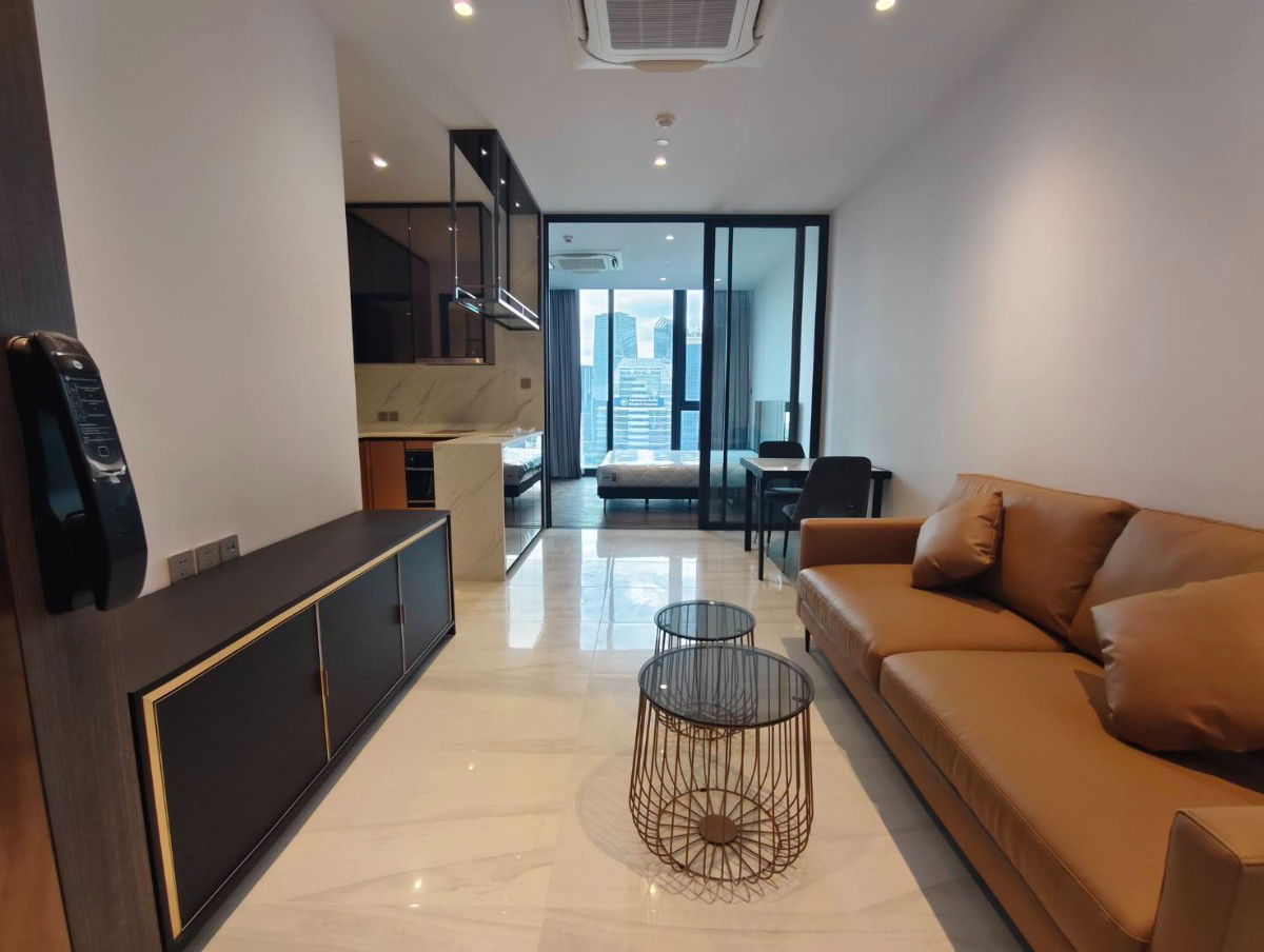 picture OMG2626  Brand new Luxury 1 Bedroom unit / Sathorn CBD  < Available 31-Oct-25 > @ [ Supalai Icon Sathorn ] - 1/10