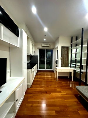 เช่าคอนโด BTS เซนต์หลุยส์ : ว่างพร้อมอยู่! ไอวี่ สาทร 1นอน 40ตรม. Line id: @pfagent