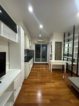 ว่างพร้อมอยู่! ไอวี่ สาทร 1นอน 40ตรม. Line id: @pfagent