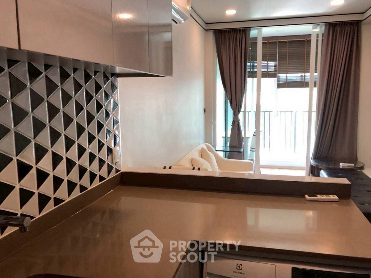 picture 1-BR Condo at Maestro 01 Sathorn - Yenakat near MRT Khlong Toei (ID 2383429) - 1/14