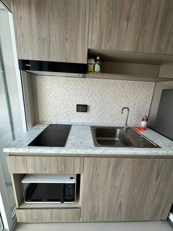 picture Condo for rent with   1 bedroom, 1 bathroom and   1 kitchen.    - 10/12