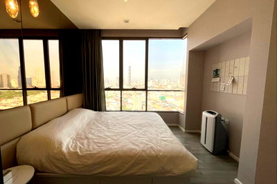 คอนโดให้เช่า : คอนโดให้เช่า The Room Sathorn – St.Louis 1 ห้องนอน| 35 ตร.ม. | ชั้น 21 | วิวเมืองโล่งสวย