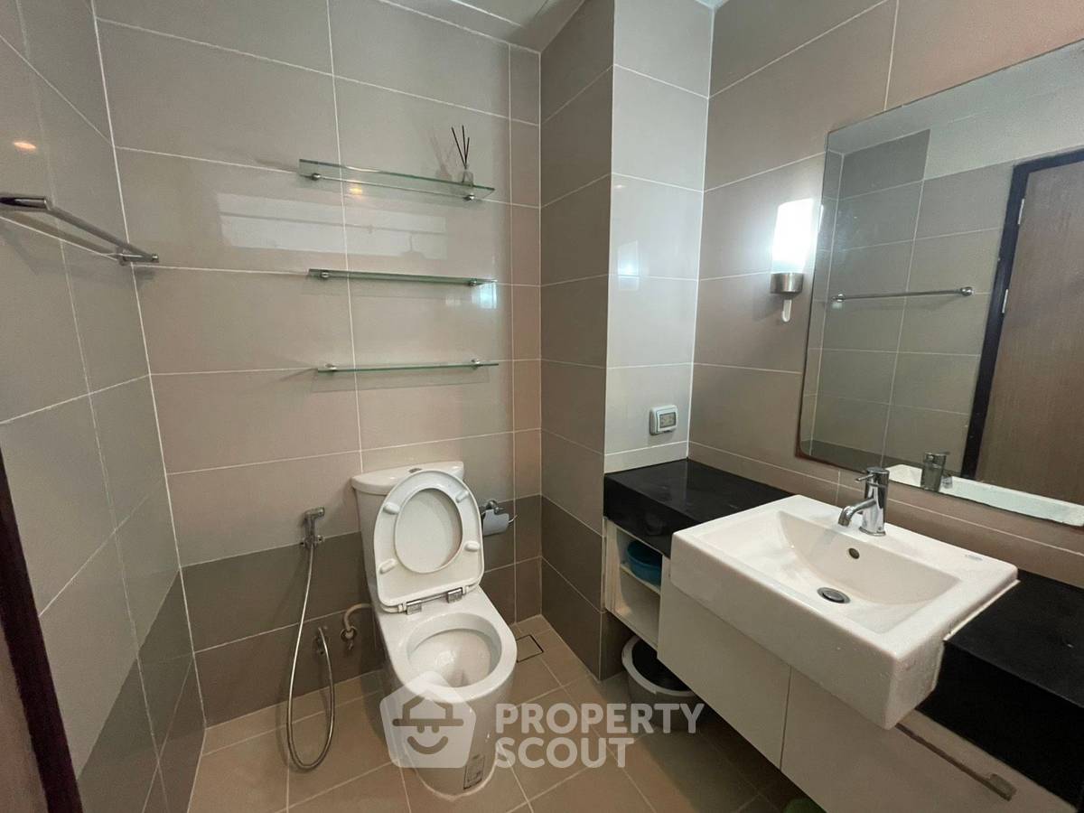 picture 1-BR Condo at Supalai River Resort Charoen Nakhon in Samre (ID 2382906) - 8/10