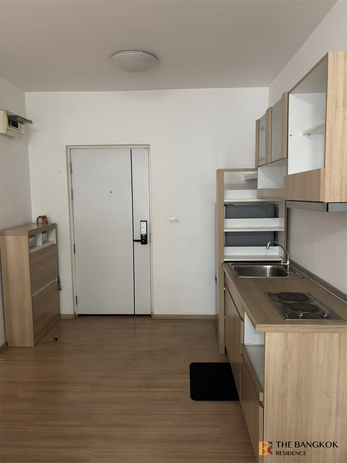 picture A Space Play Ratchada-Sutthisarn  Condo in High-potential, Central City Location - 4/10
