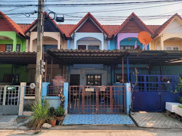 รูป B13327 ขายทาวน์เฮ้าส์ หมู่บ้านวโรชา 7 บางบ่อ สมุทรปราการ - รูปที่ 1/8