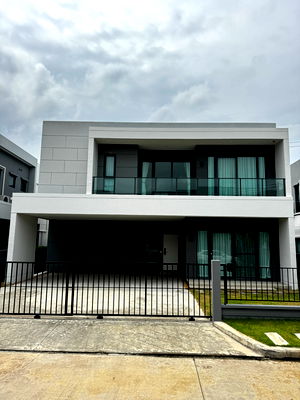 เช่าบ้านเดี่ยว ม.รังสิต : ให้เช่า บ้านเดี่ยวรีโนเวทใหม่ พร้อมอยู่ – Centro พหลฯ–วิภาวดี 3 ปทุมธานี แบรนด์คุณภาพ AP