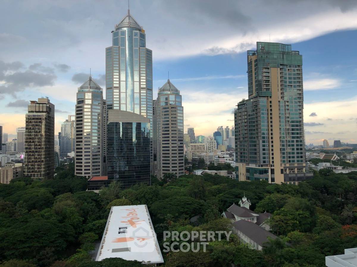 picture 2-BR Condo at Urbana Langsuan Condominium near BTS Ratchadamri (ID 1978759) - 8/11