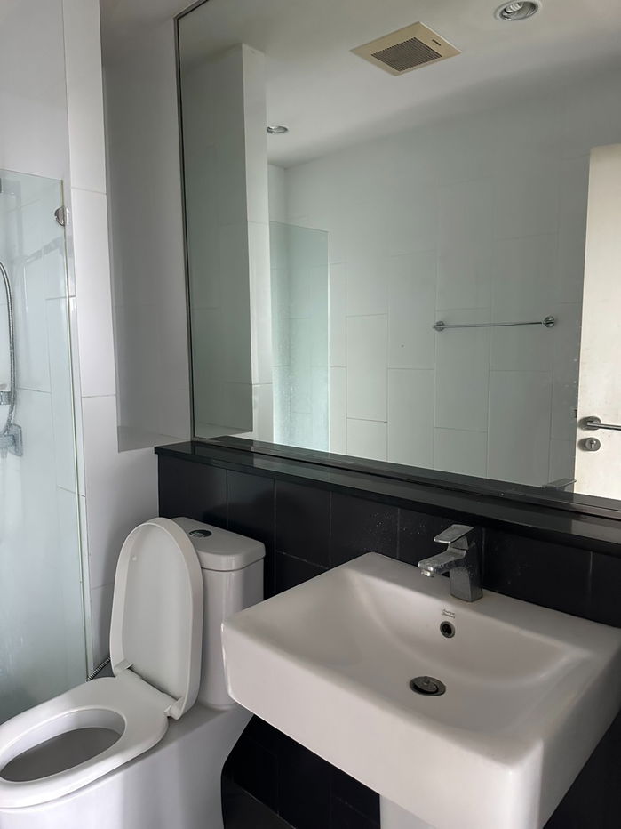 picture For Rent Condo The Gallery Bearing ready to move in - 3/12