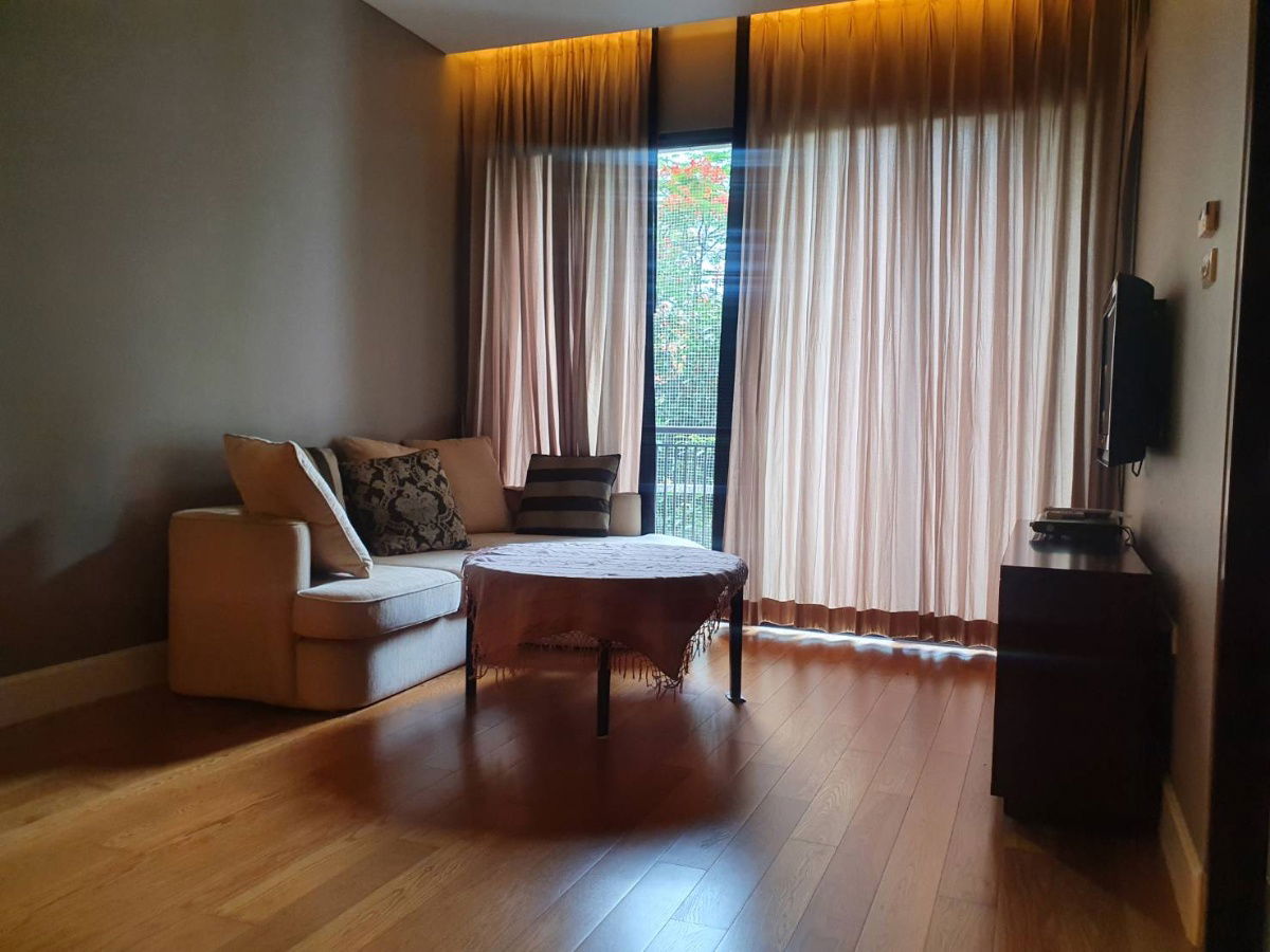 รูป CONDO BTS Promptphong 1 bedroom nice decor 60sqm  - รูปที่ 1/12