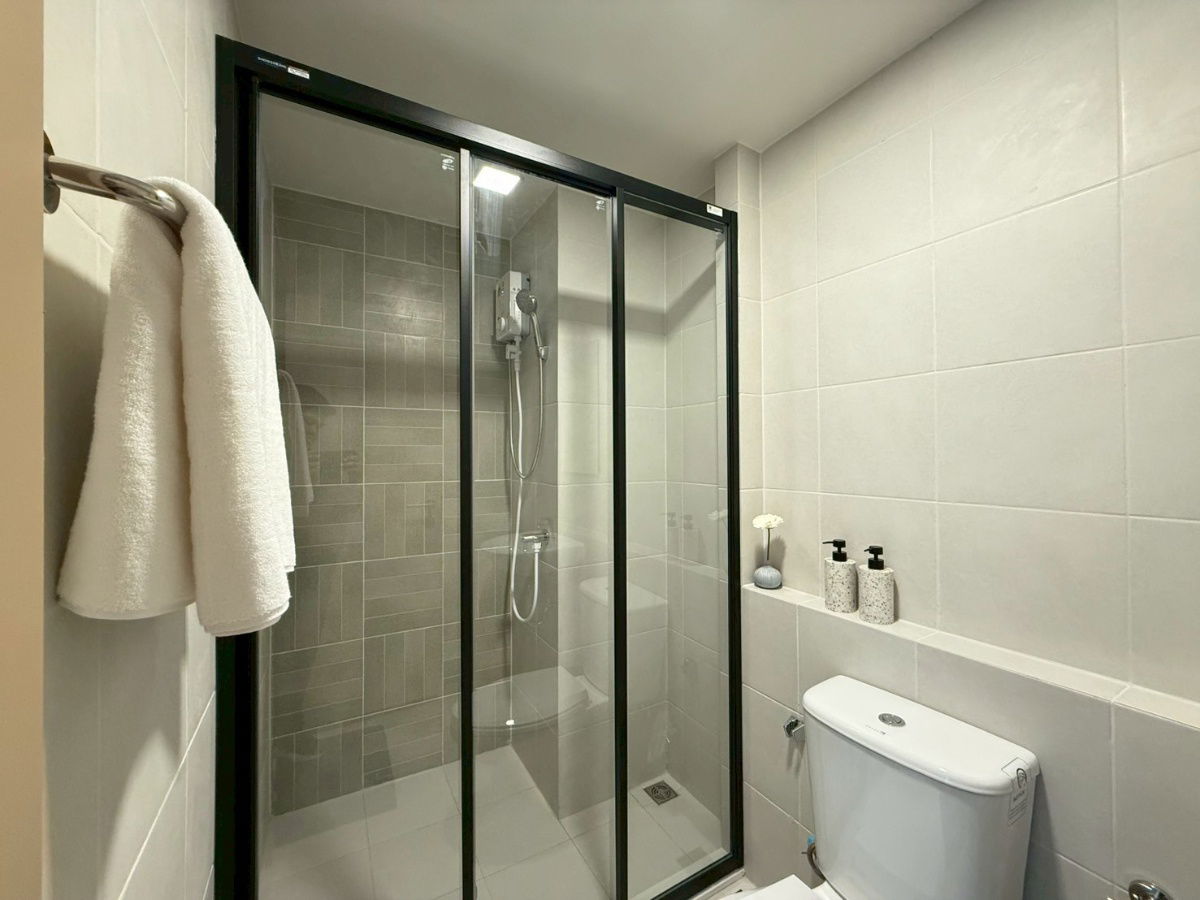 รูป Dcondo Sense💙 คอนโดใหม่ใจกลางบางแสน แต่งครบ พร้อมอยู่ ราคานี้หาไม่ได้อีกแล้ว! 📲 065-5639565 / 093-1681685 🟢Line: @wsrcondo - รูปที่ 5/5