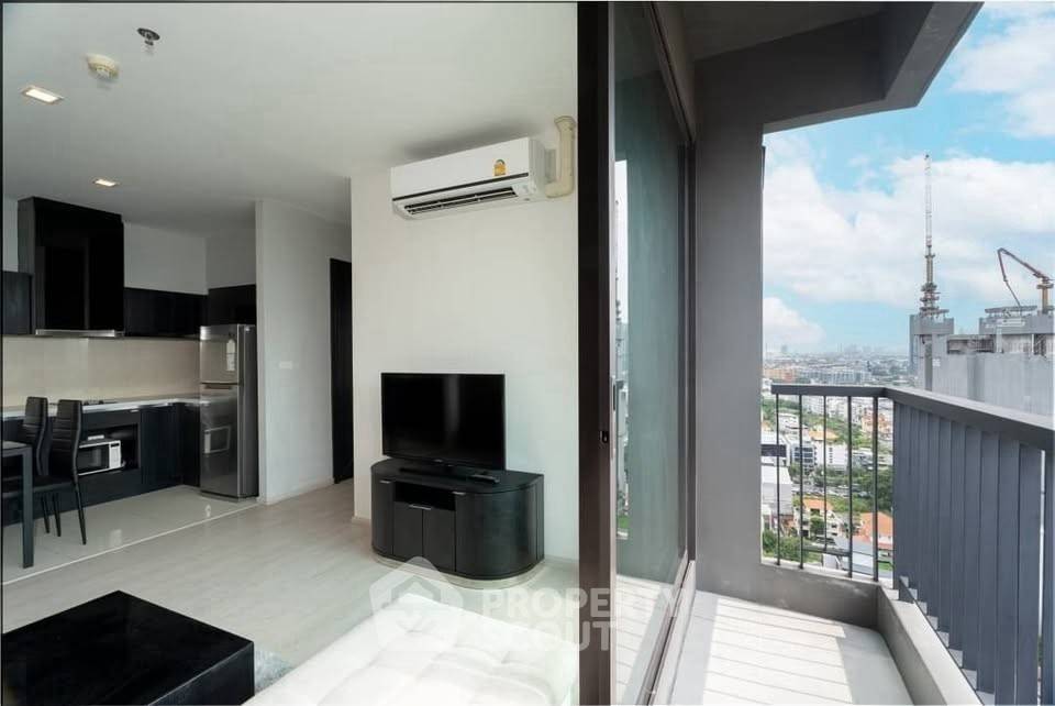 picture 2-BR Condo at Rhythm Sukhumvit 44/1 near BTS Phra Khanong (ID 2380471) - 7/14