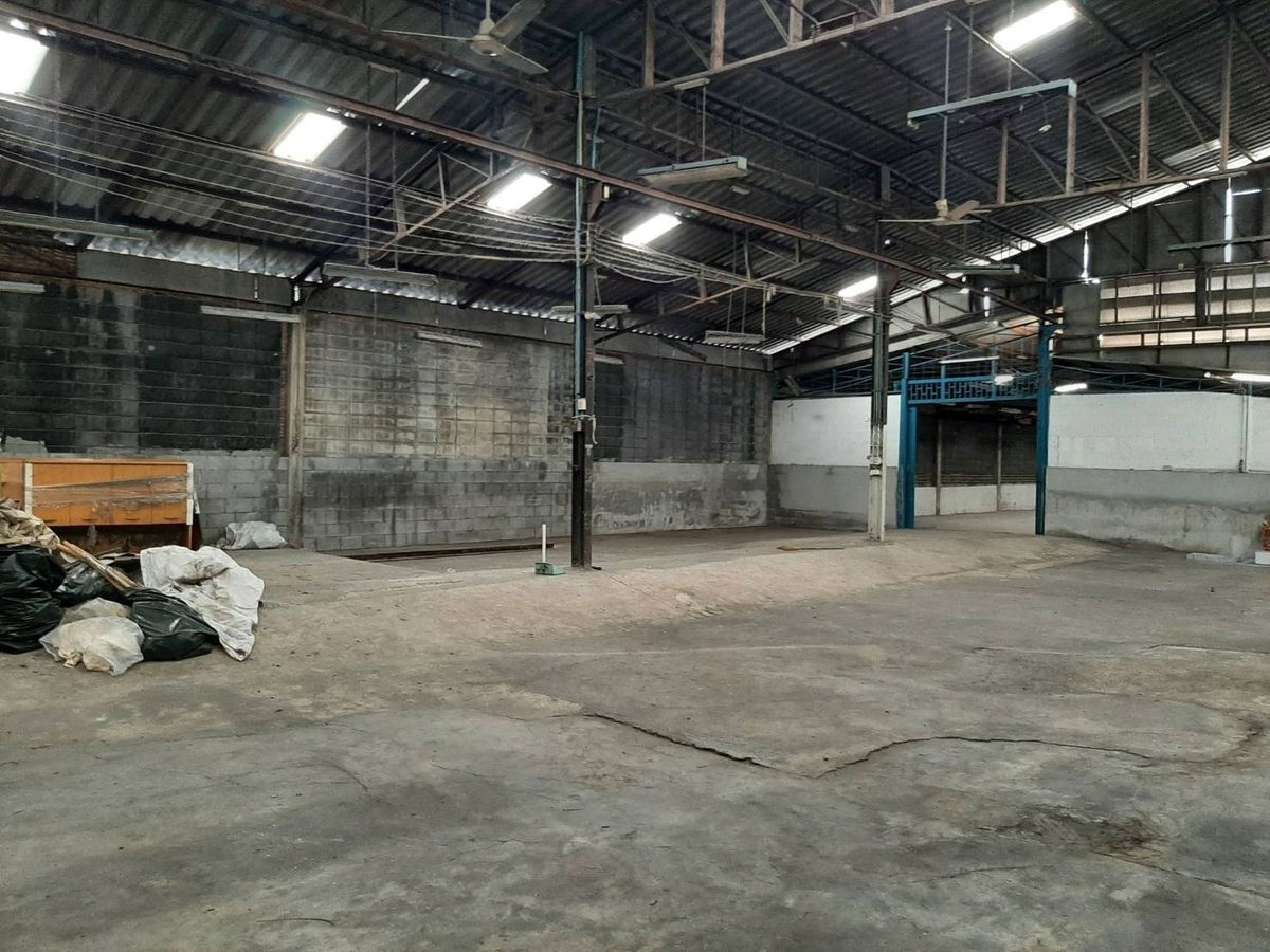 รูป ทำเลดี ติดถนนใหญ่ รถคอนเทนเนอร์เข้าออกสะดวก โกดัง ถนนพระราม 2 - รูปที่ 17/22