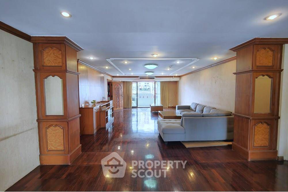 รูป คอนโด 3-ห้องนอน ที่ รีเจ้นท์ ออน เดอะ พาร์ค1 (สุขุมวิท 26) ใกล้ BTS พร้อมพงษ์ (ID 2305545) - รูปที่ 1/18