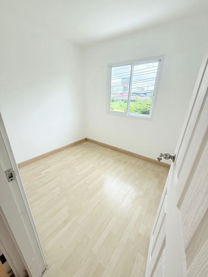 รูป 🏡✨ ให้เช่าทาวน์โฮม “ทำใหม่ทั้งหลัง” เดอะคอนเนค 22 รามอินทรา‑มีนบุรี 3 ห้องนอน 2 ห้องน้ำ ทำเลดี เดินทางสะดวก ใกล้รถไฟฟ้าสีชมพู สถานีมีนบุรี - รูปที่ 15/20