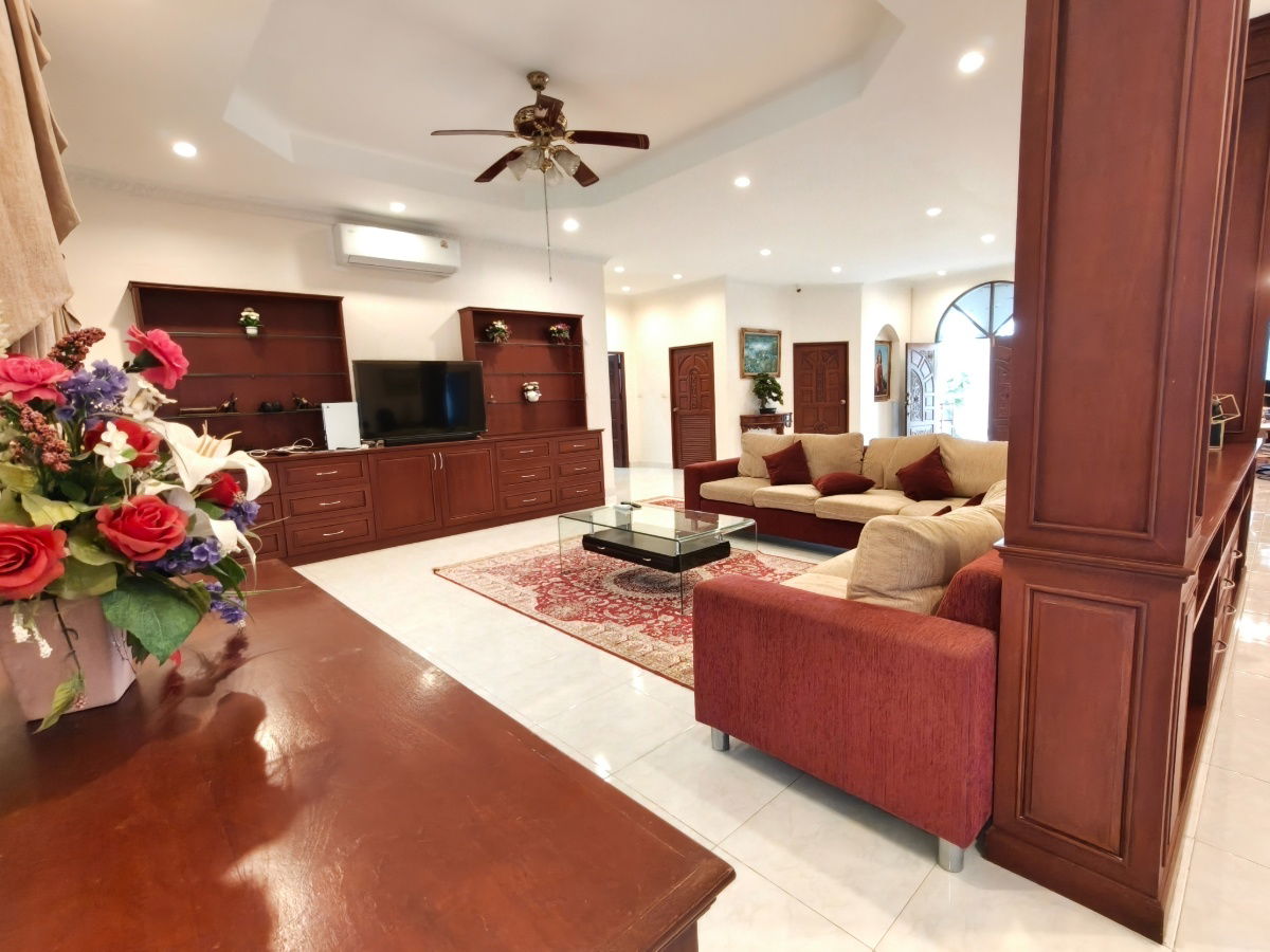 picture House for rent Convinant to international Regent school  - 9/49