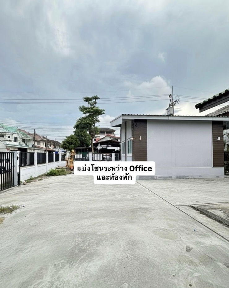 รูป 6 ห้องนอนส่วนตัวมีห้องน้ำในตัว ที่จอดรถ 10 คัน บ้าน บางนา-ตราด - รูปที่ 8/24