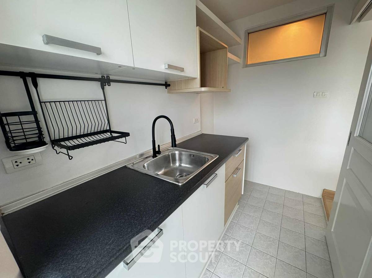 รูป คอนโด 1-ห้องนอน ที่ ดับเบิ้ล ยู คอนโดมิเนียม ใน ลาดพร้าว (ID 2383223) - รูปที่ 8/11