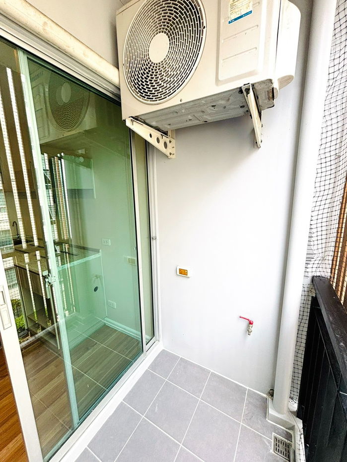 รูป ขาย V condo ลาดกระบัง เฟสB  ห้องทำเลทอง 1.45ล้าน ห้องรีโนเวทใหม่ เก็บสีใหม่ทั้งห้อง - รูปที่ 20/28