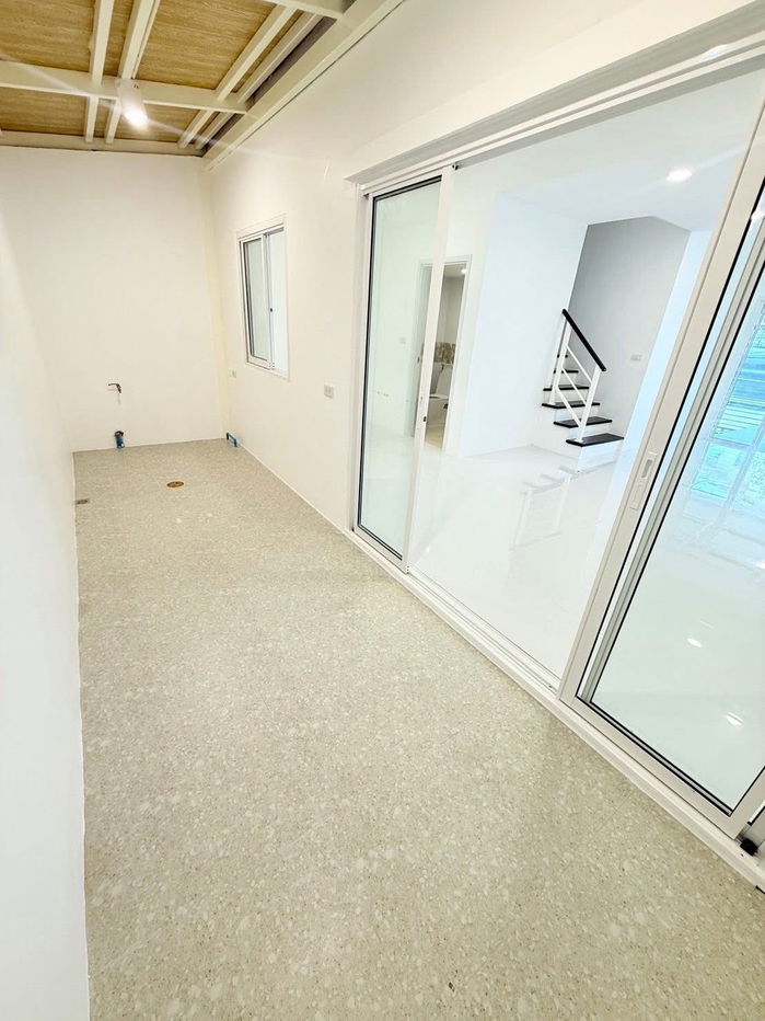 รูป 🏡✨ ให้เช่าทาวน์โฮม “ทำใหม่ทั้งหลัง” เดอะคอนเนค 22 รามอินทรา‑มีนบุรี 3 ห้องนอน 2 ห้องน้ำ ทำเลดี เดินทางสะดวก ใกล้รถไฟฟ้าสีชมพู สถานีมีนบุรี - รูปที่ 9/20