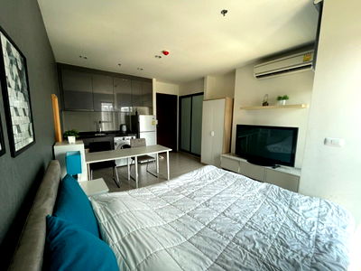 คอนโดให้เช่า : ว่างพร้อมอยู่ครับ! ริทึ่ม อโศก ใกล้มศว MRTพระราม9 Airport link มักกะสัน เครื่องใช้ไฟฟ้าครบ