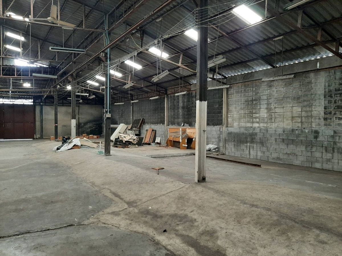 รูป ทำเลดี ติดถนนใหญ่ รถคอนเทนเนอร์เข้าออกสะดวก โกดัง ถนนพระราม 2 - รูปที่ 13/22