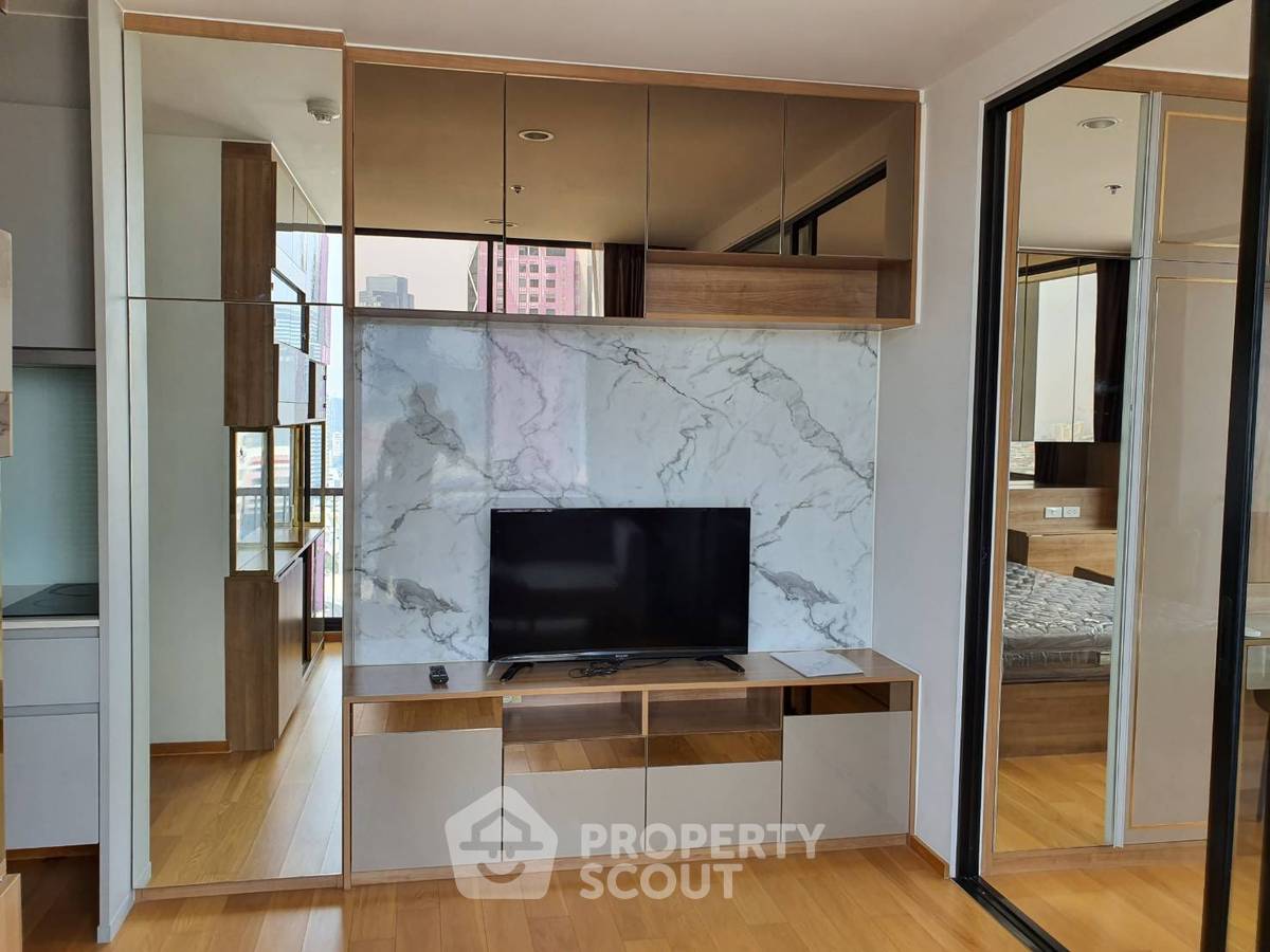 รูป คอนโด 1-ห้องนอน ที่ โนเบิล รีโว สีลม ใกล้ BTS สุรศักดิ์ (ID 2383320) - รูปที่ 8/8