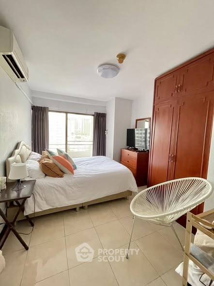 picture 2-BR Condo at Saranjai Mansion Condominium near BTS Nana (ID 2384550) - 1/8