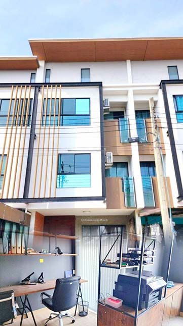 picture Cheapest in Bangna MEGA Bangna SUMMIT Windmill Golf ARL Suvarnabhum2.1 km. 3-story home office - 1/8