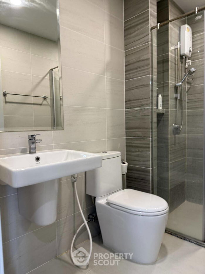 picture 2-BR Condo at Supalai Loft Prajadhipok-Wongwian Yai near BTS Wongwian Yai (ID 2383808) - 10/11