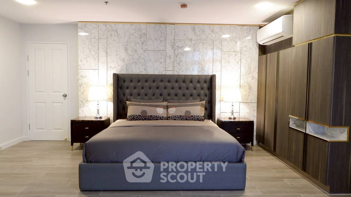 picture 4-BR Condo at Belle Grand Rama 9 near MRT Phra Ram 9 (ID 2383337) - 9/12