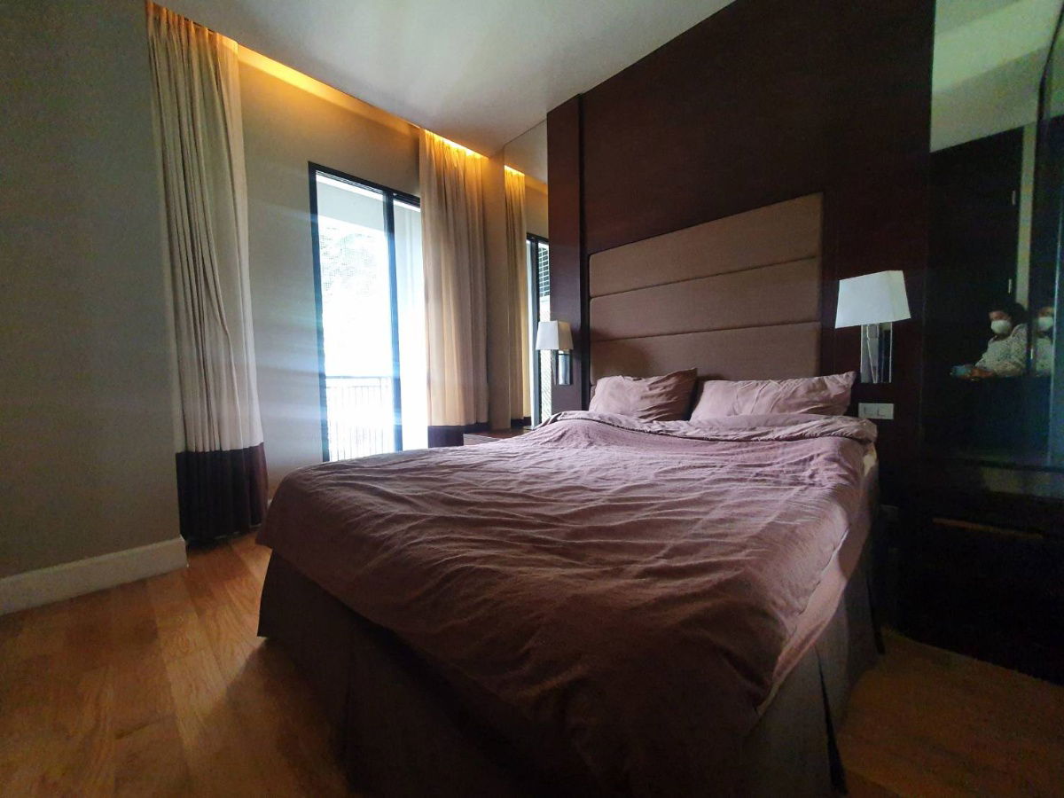 รูป CONDO BTS Promptphong 1 bedroom nice decor 60sqm  - รูปที่ 3/12