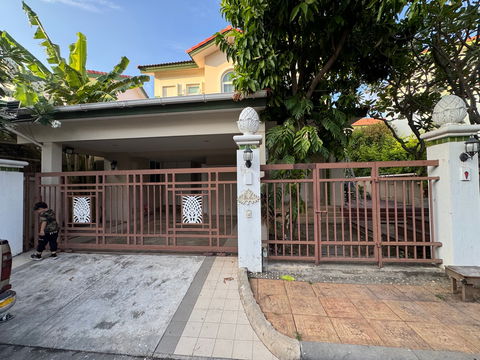 🏡 ให้เช่าบ้านเดี่ยว รสา สแปนิช คอร์ดยาร์ด เกษตร–นวมินทร์