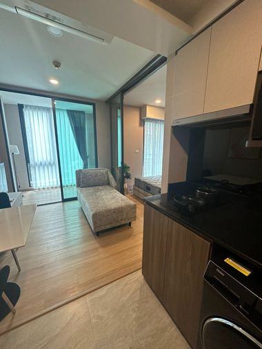 1-bed condo for rent, 31 sqm, LLOYD Soonvijai - Thonglor