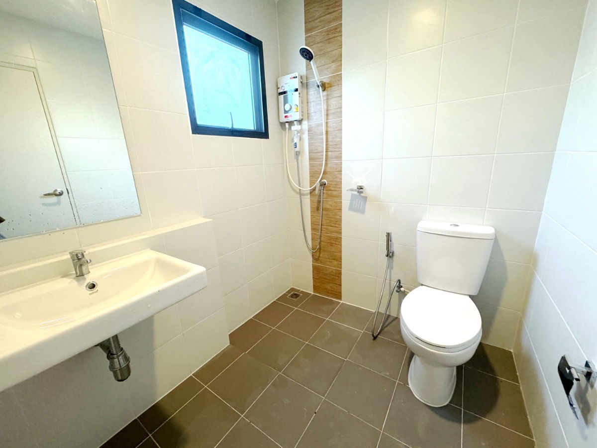 รูป T 1450 ให้เช่า ทาวน์โฮม 2 ชั้น ม.Pleno Town บ้านกล้วย-กาญจนา บ้านสวย เฟอร์นิเจอร์ครบ พร้อมอยู่ ราคา 16,500 บาท - รูปที่ 16/20