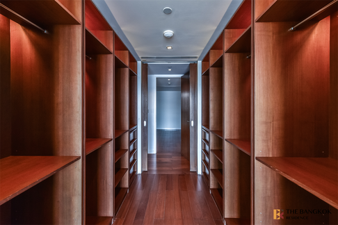 Luxury Condo at Special Price The Pano