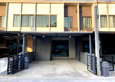 Townhouses for rent : For Rent: Townhome at Pleno Rama 9-Krungthep Kreetha project