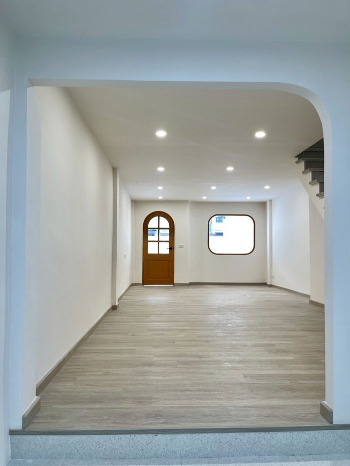 รูป ขายทาวน์เฮ้าส์ 2 ชั้น รีโนเวทใหม่ทั้งหลัง ซอยอุดมสุข 47 - รูปที่ 3/9