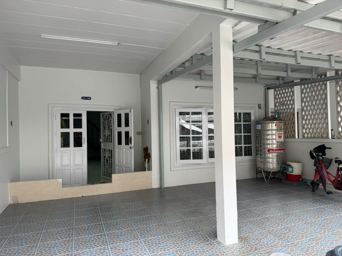 รูป ขาย ทาวน์เฮ้าส์ 2 ชั้น ทำเลดีมาก ติดตลาดมหาสิน ใกล้สถานีอุดมสุข - รูปที่ 4/25