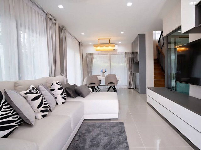 รูป บ้านเดี่ยว2ชั้นให้เช่า 51ตรว.วิวสระว่ายน้ำ ทิศใต้ หลังมุม ถนน กาญจนาภิเษก-พระราม9 - รูปที่ 3/8