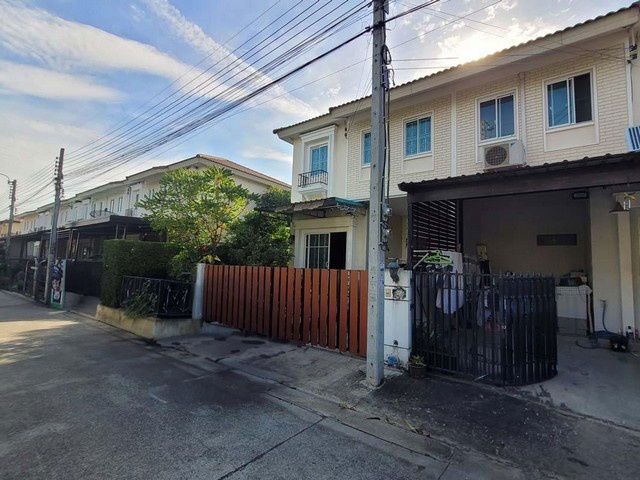 picture FOR SALE  TOWNHOUSE PROPERTY  3058000 BAHT. - 5/8